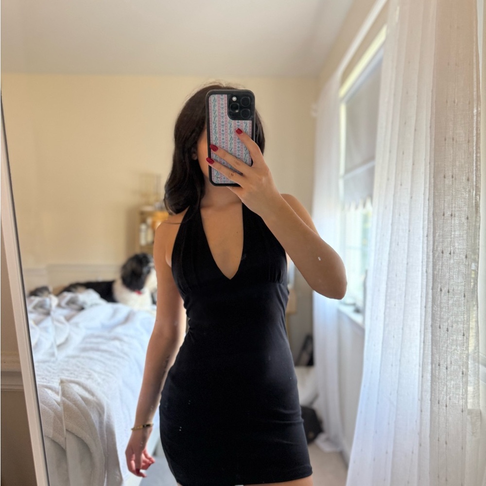 Elegant Black Backless Halter Dress